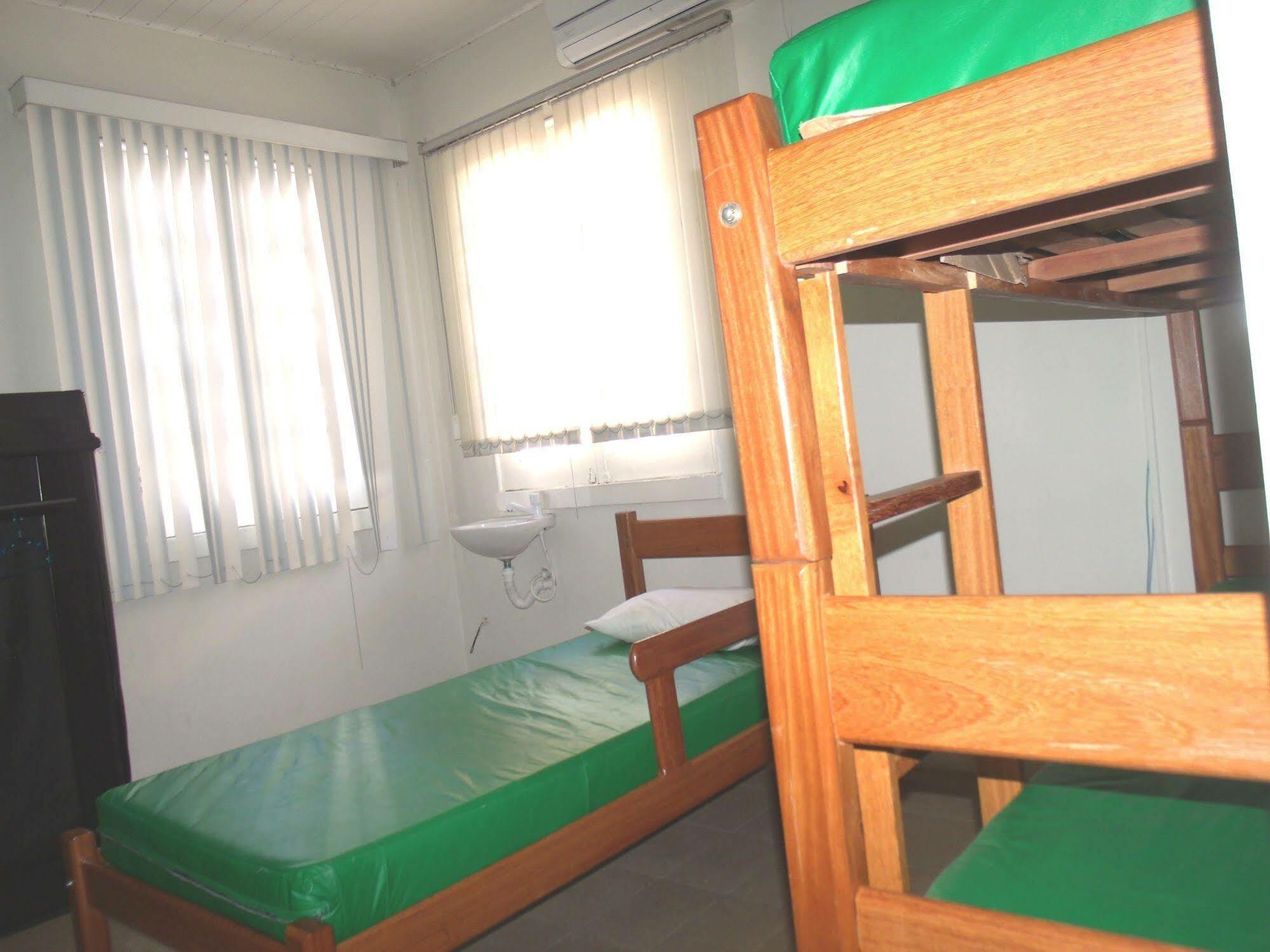 Ajuricaba Backpackers Hostel *
